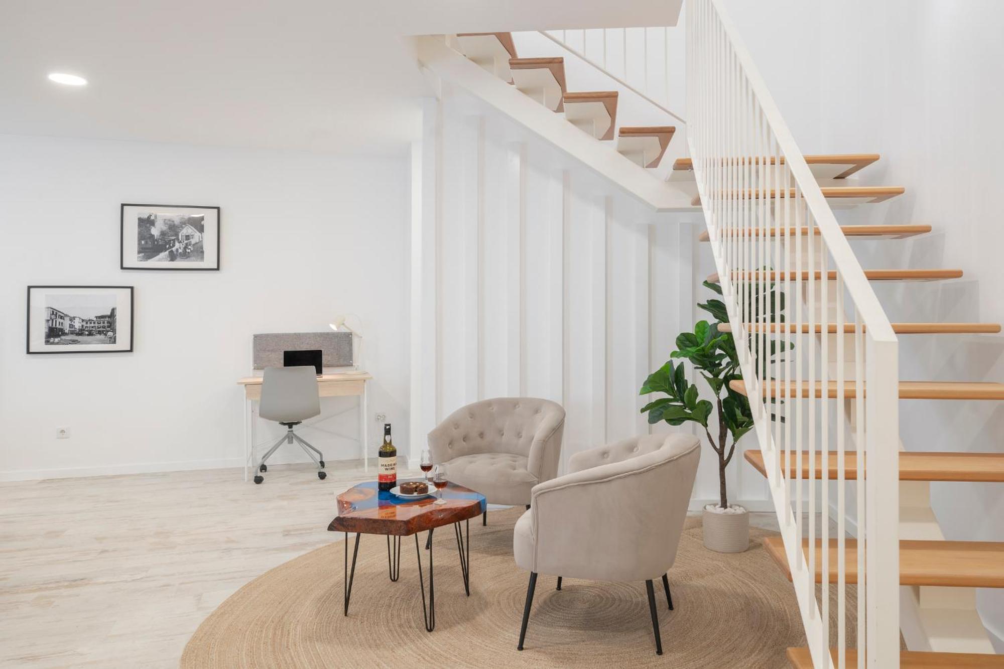 Tanoeiros Residence By An Island Apart 푼샬 외부 사진